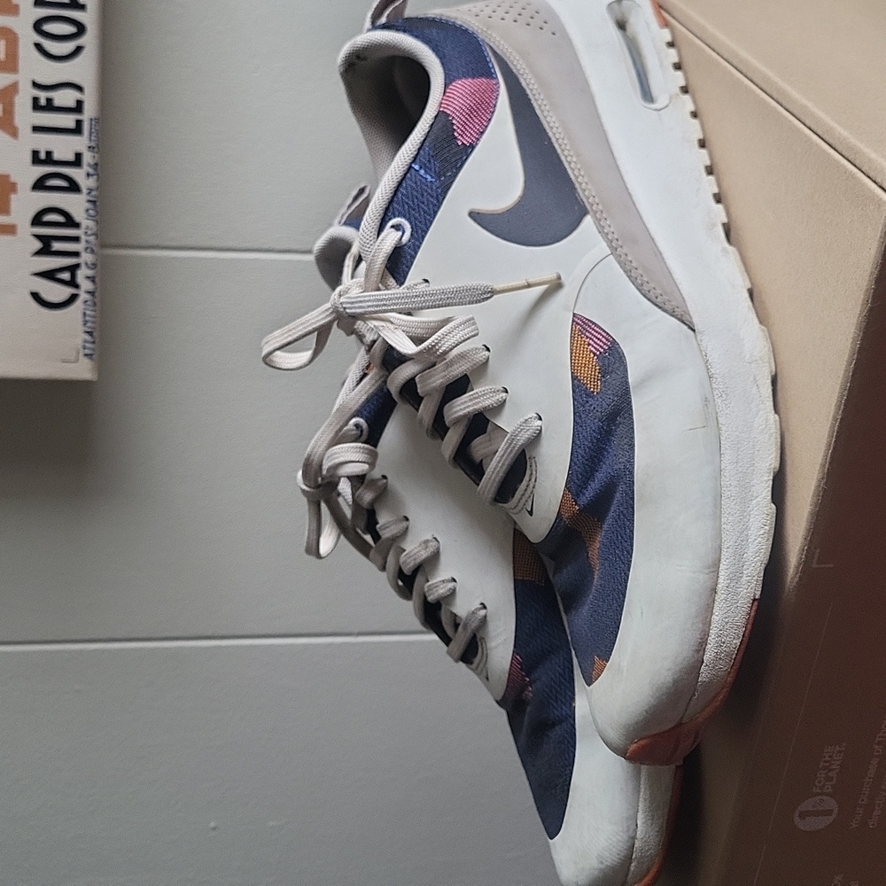 Nike Air Max Thea Sneakers Womens Size 9